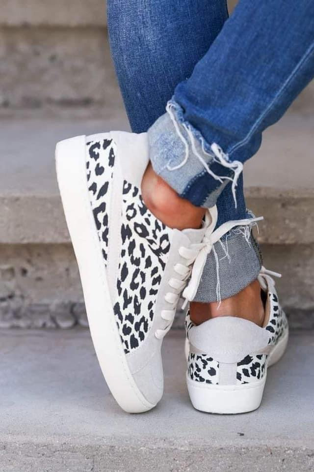 Wild Paws Sneakers