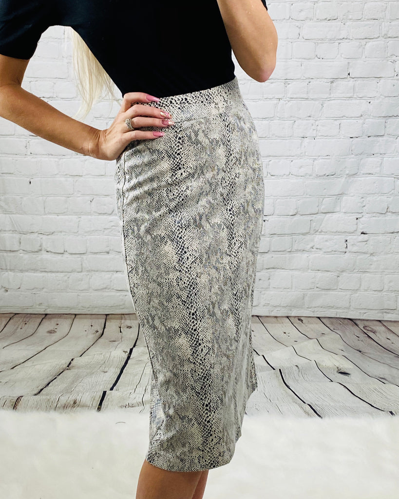Crème de Hiss Skirt