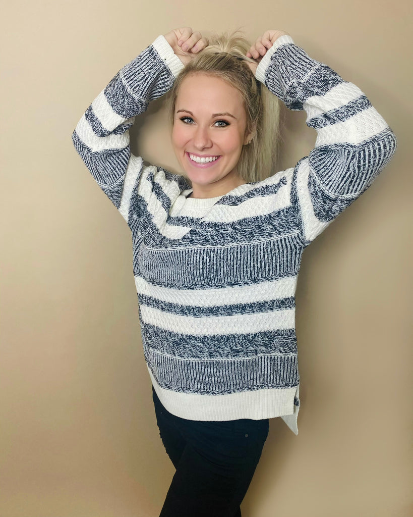 EXTRA EXTRA SWEATER