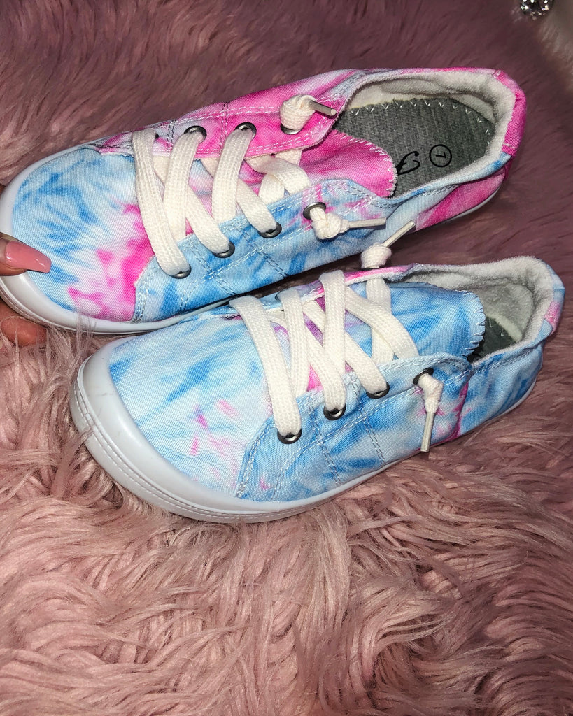 Comfort Tie-Dye Sneaker