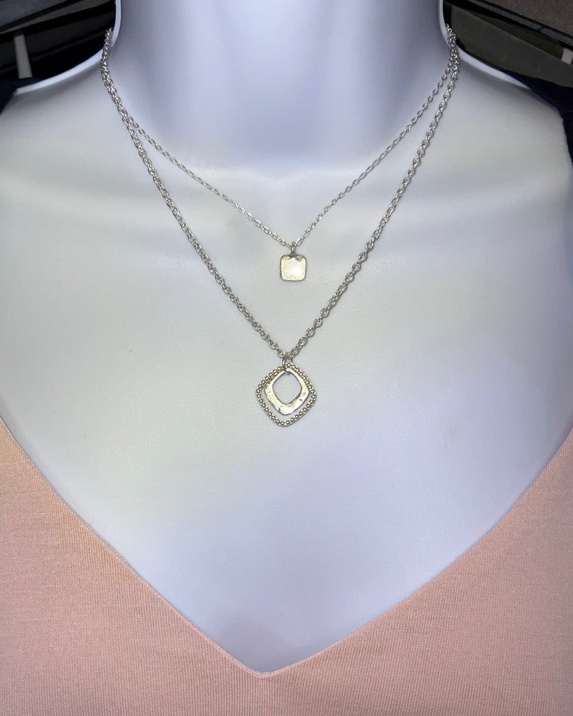 Double Lining Necklace