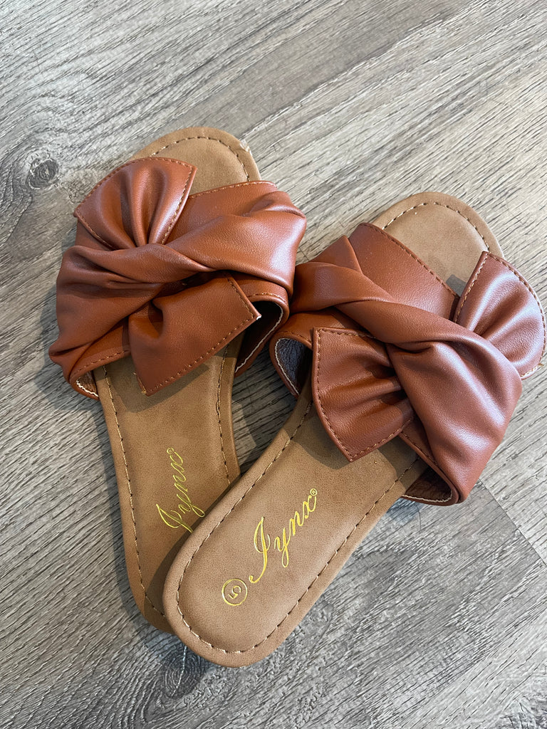 Apple Bow Slides