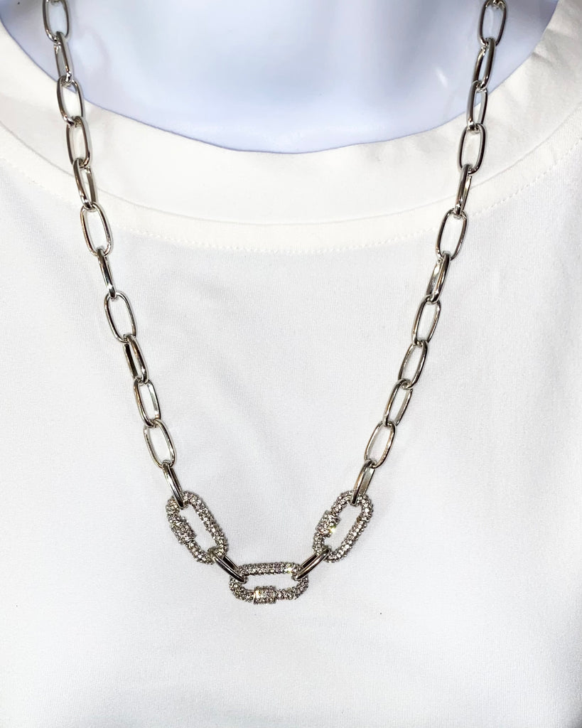 Pretty chain necklace