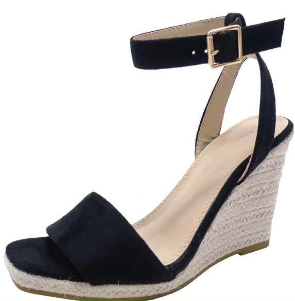 Ara Wedge