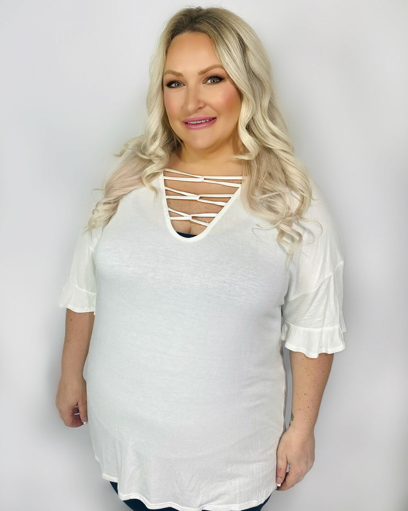 HOOKED ON YOU CURVY TOP