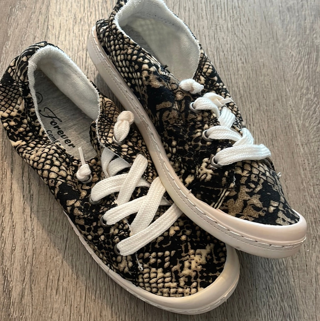 Comfort Snake Print Sneaker